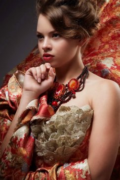 Kadın Modeller Carly Movizio